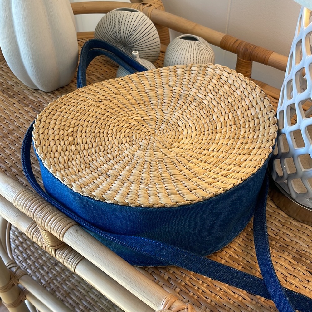 Universal Thread Large Jute Straw Circular Round Hand Bag Purse Tote Summer - Picture 5 of 5